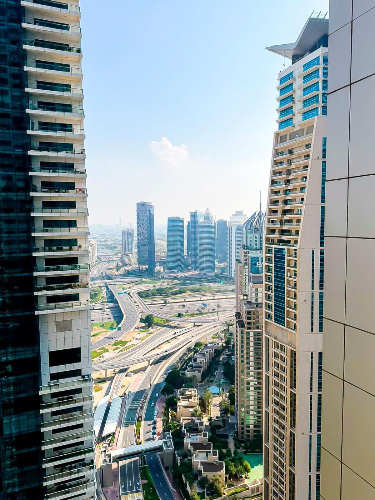 Luxury Modern One Bedroom Apartment At Dubai Marina - Marina Pinnacle Tower 외부 사진